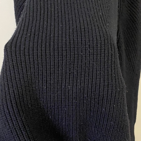Zara cut out shoulder black knit long sleeve turtleneck sweater - Picture 5 of 10